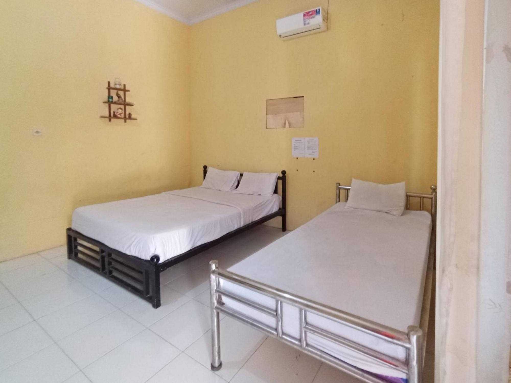 Reddoorz At El Shaday Homestay Banyuwangi Banyuwangi  Zewnętrze zdjęcie