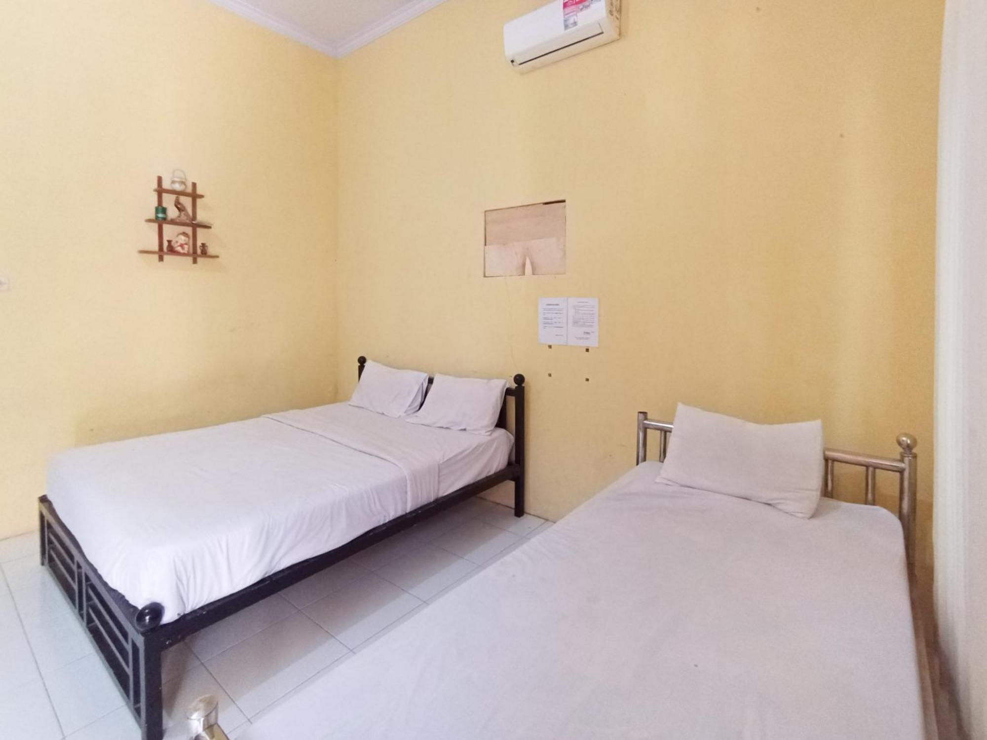 Reddoorz At El Shaday Homestay Banyuwangi Banyuwangi  Zewnętrze zdjęcie