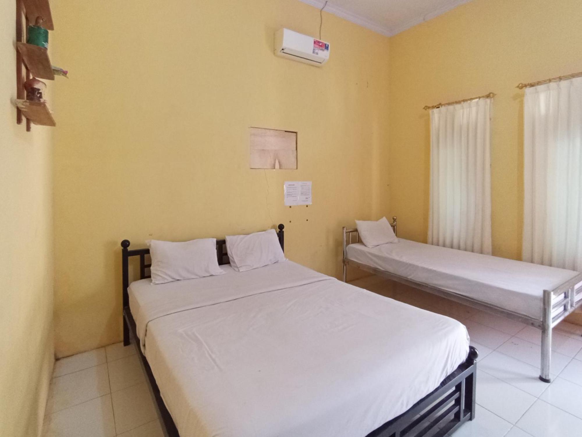 Reddoorz At El Shaday Homestay Banyuwangi Banyuwangi  Zewnętrze zdjęcie