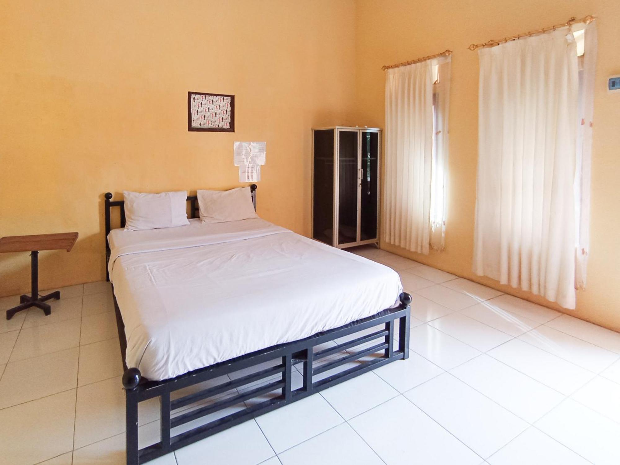 Reddoorz At El Shaday Homestay Banyuwangi Banyuwangi  Zewnętrze zdjęcie