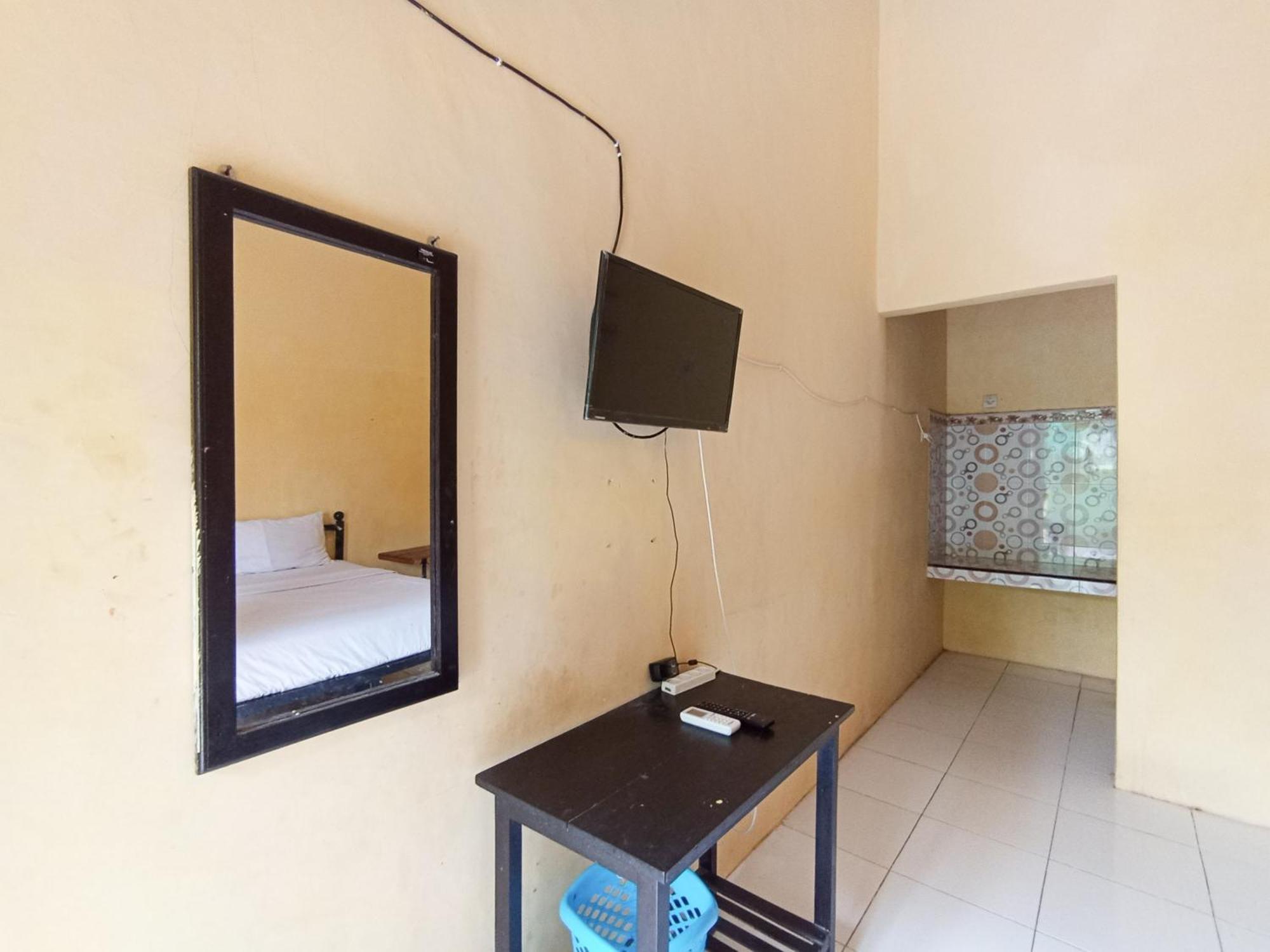 Reddoorz At El Shaday Homestay Banyuwangi Banyuwangi  Zewnętrze zdjęcie