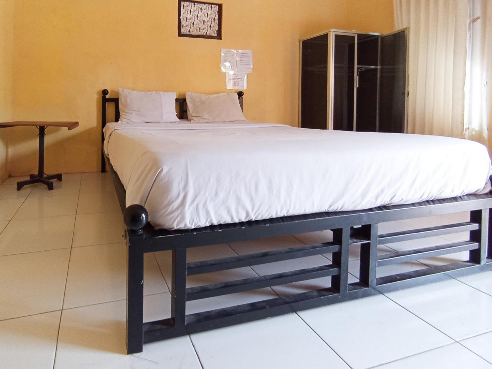Reddoorz At El Shaday Homestay Banyuwangi Banyuwangi  Zewnętrze zdjęcie